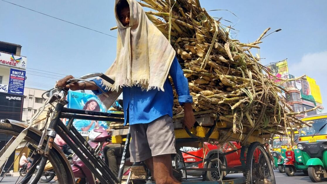 आन्ध्र प्रदेश में तापमान बढ़ने से डिस्कॉम बिजली आपूर्ति उपकरणों के अत्यधिक गर्म होने से जूझ रहे हैं