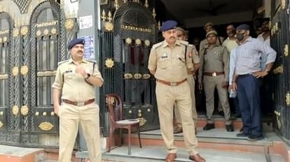 जौनपुर में पुलिस पर प्रताड़ना का आरोप लगाने के बाद भाजपा नेता ने जहर खा लिया