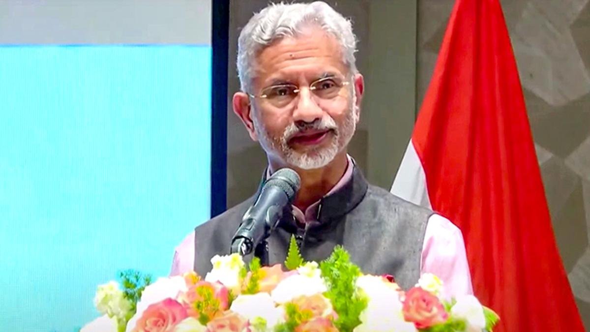 EAM Jaishankar meets Singapore defence minister