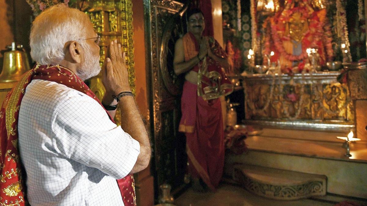 PM Modi offers prayers at Ambaji temple in Gujarat