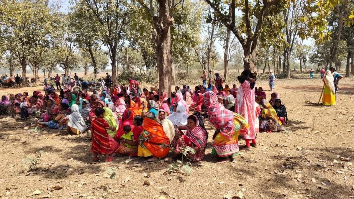 बेसाल्ट माइनिंग वर्क वेस्ट बंगाल के देचा पचामी कोल ब्लॉक में फिर से शुरू होता है, एक्टिविस्ट्स ने प्रशासन द्वारा क्रैकडाउन का आरोप लगाया